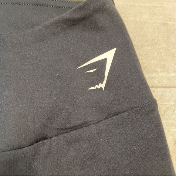 Ladies Gymshark Capri Length Black Leggings Size Small‎ - Picture 5 of 10